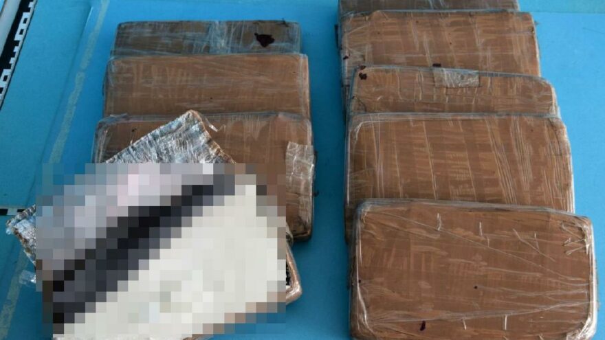 Organik atık konteynerinden kokain çıktı