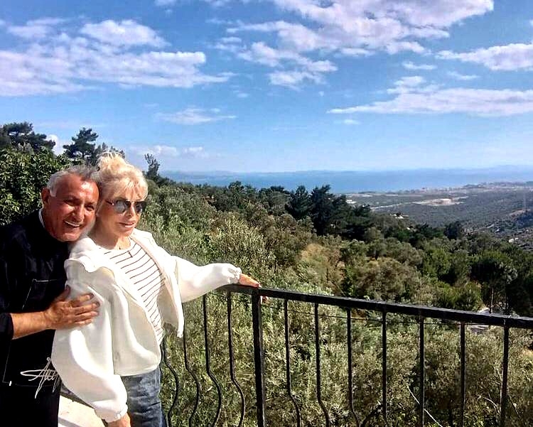 Ajda Pekkan çiftlik kurmak için Kazdağları’nda arazileri gezdi