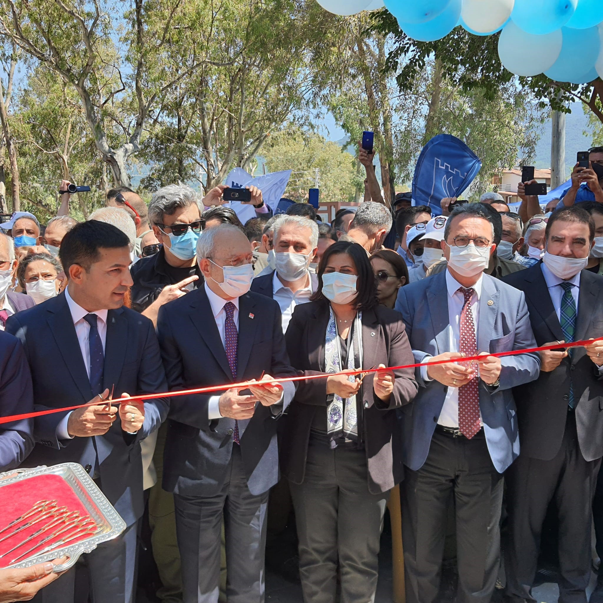CHP Genel Başkanı Kemal Kılıçdaroğlu Kuşadası'nda