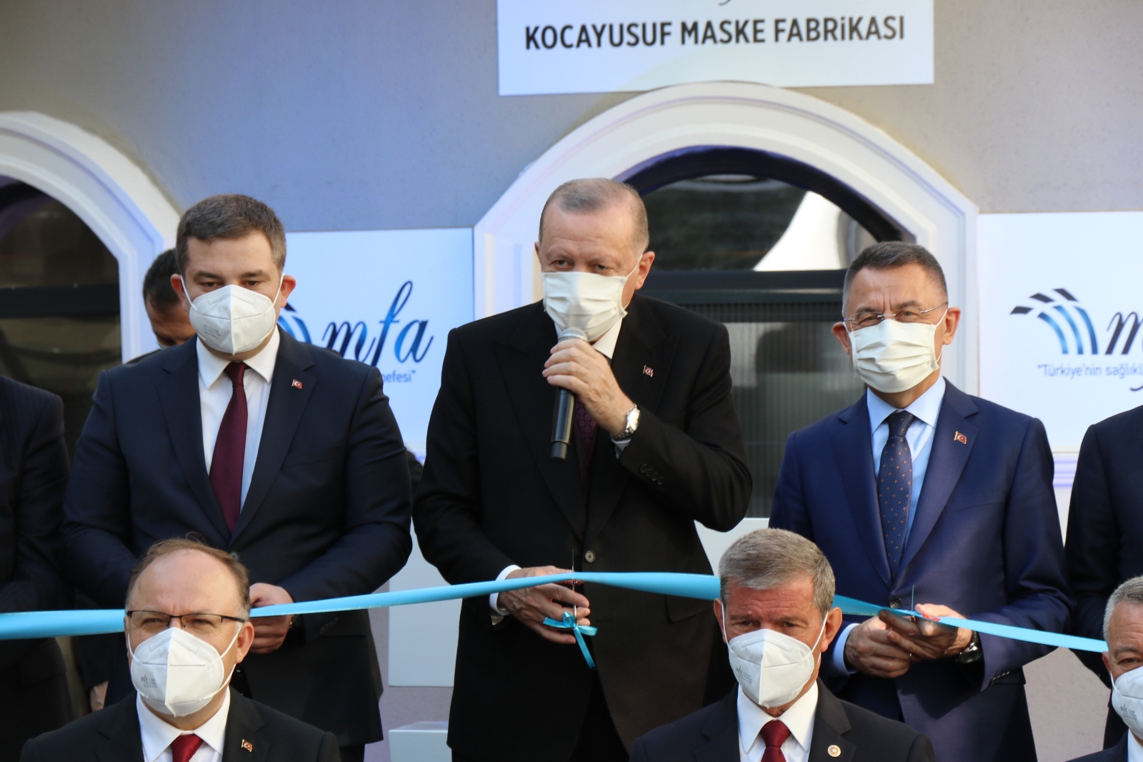 "Yerli, yabancı ayrımına gitmeden, Türk ekonomisine güvenen herkese biz de sahip çıkıyoruz"