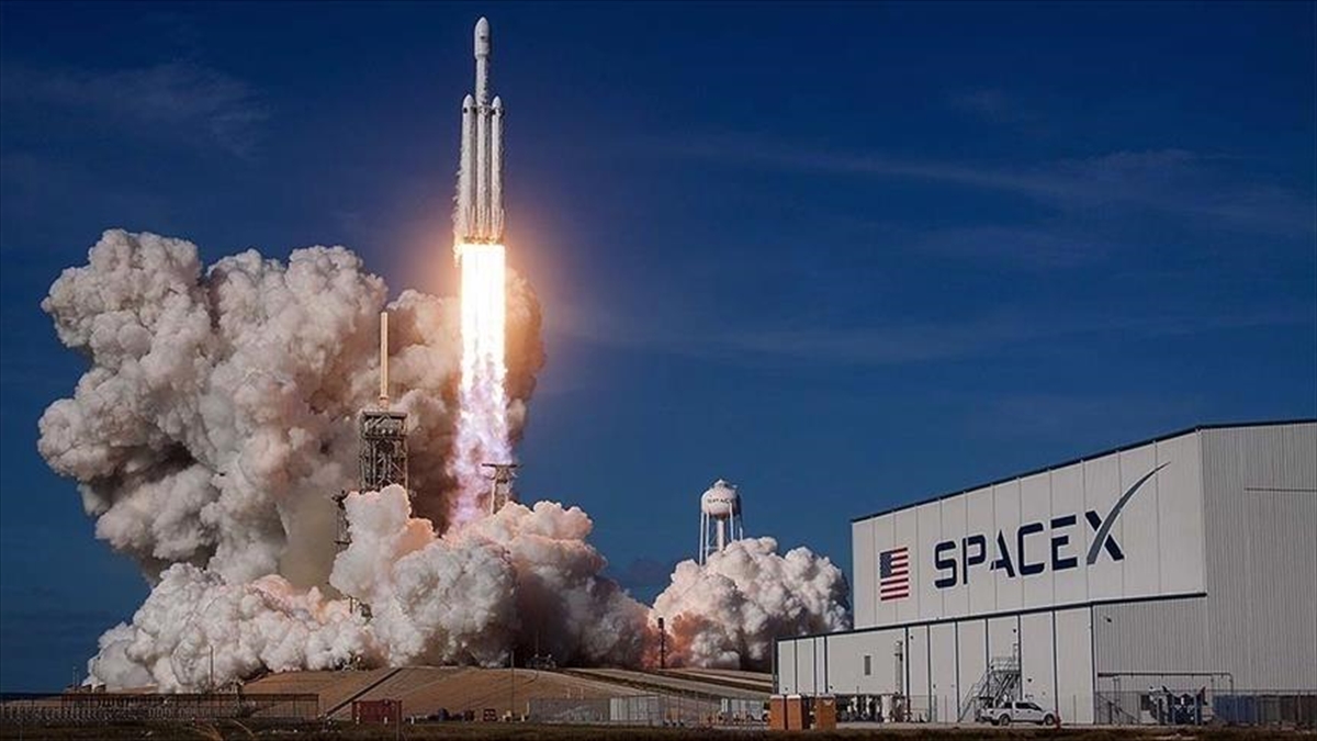 Spacex Dragon Kargo Mekiğini Uluslararası Uzay İstasyonu'na Yolladı