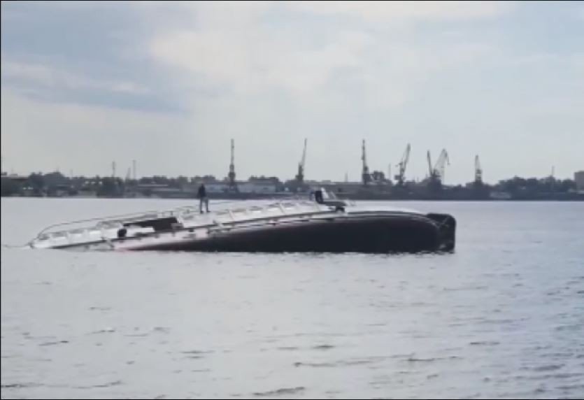 Rusya’da batan geminin mürettabatı ölümden kıl payı kurtuldu