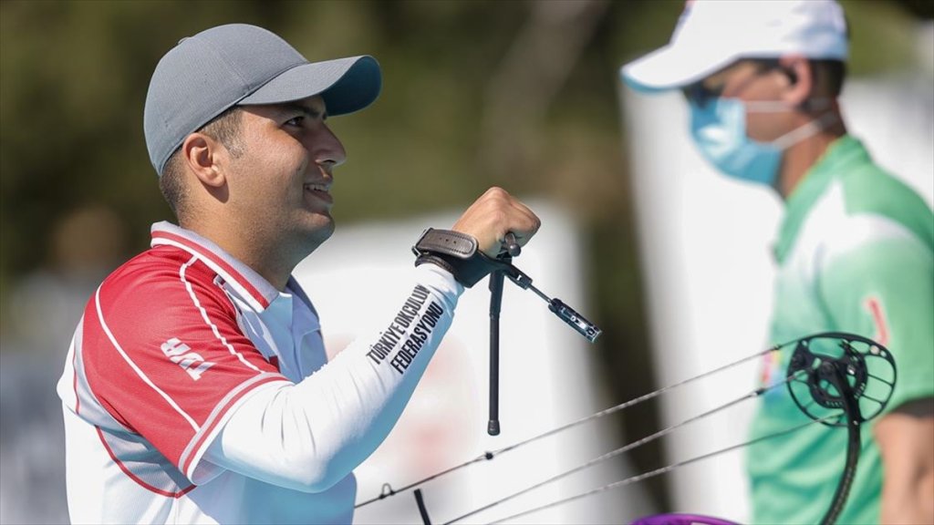 Milli Okçu Yakup Yıldız Makaralı Yayda Avrupa Şampiyonu Oldu