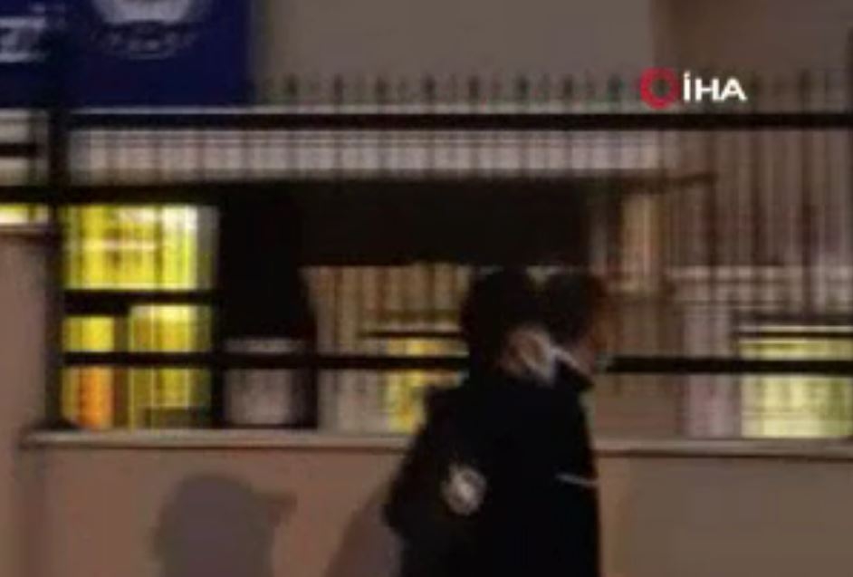 Kovalamaca sonucu yakalandı, üzerinden bonzai çıktı