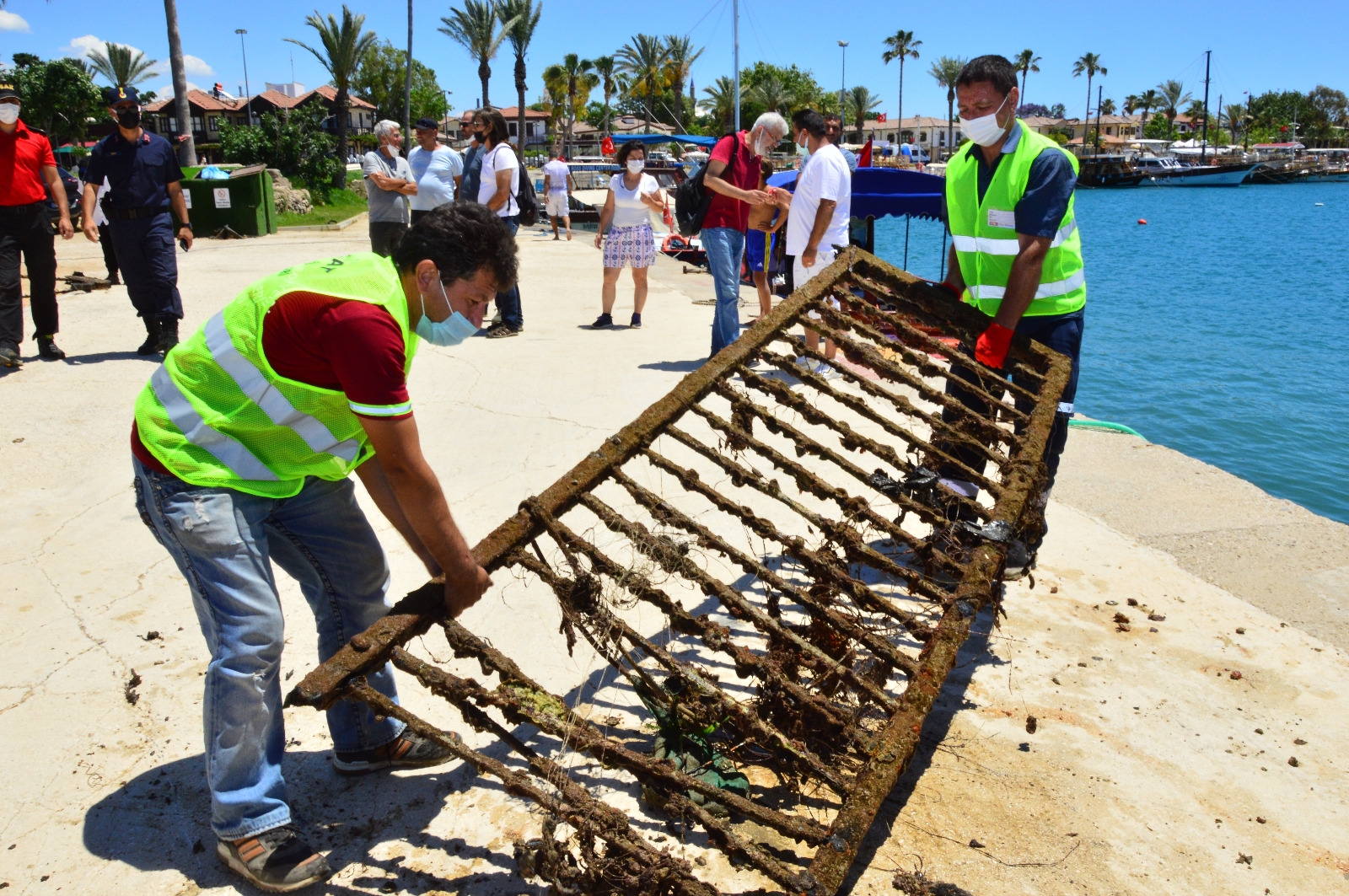 Sualtı Temizliğinde Denizden Çıkmayan Kalmadı