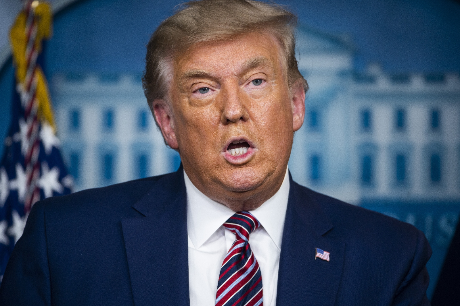 Trump: “Ülkemizin Gözlerimizin Önünde Yok Olduğunu Görüyoruz”