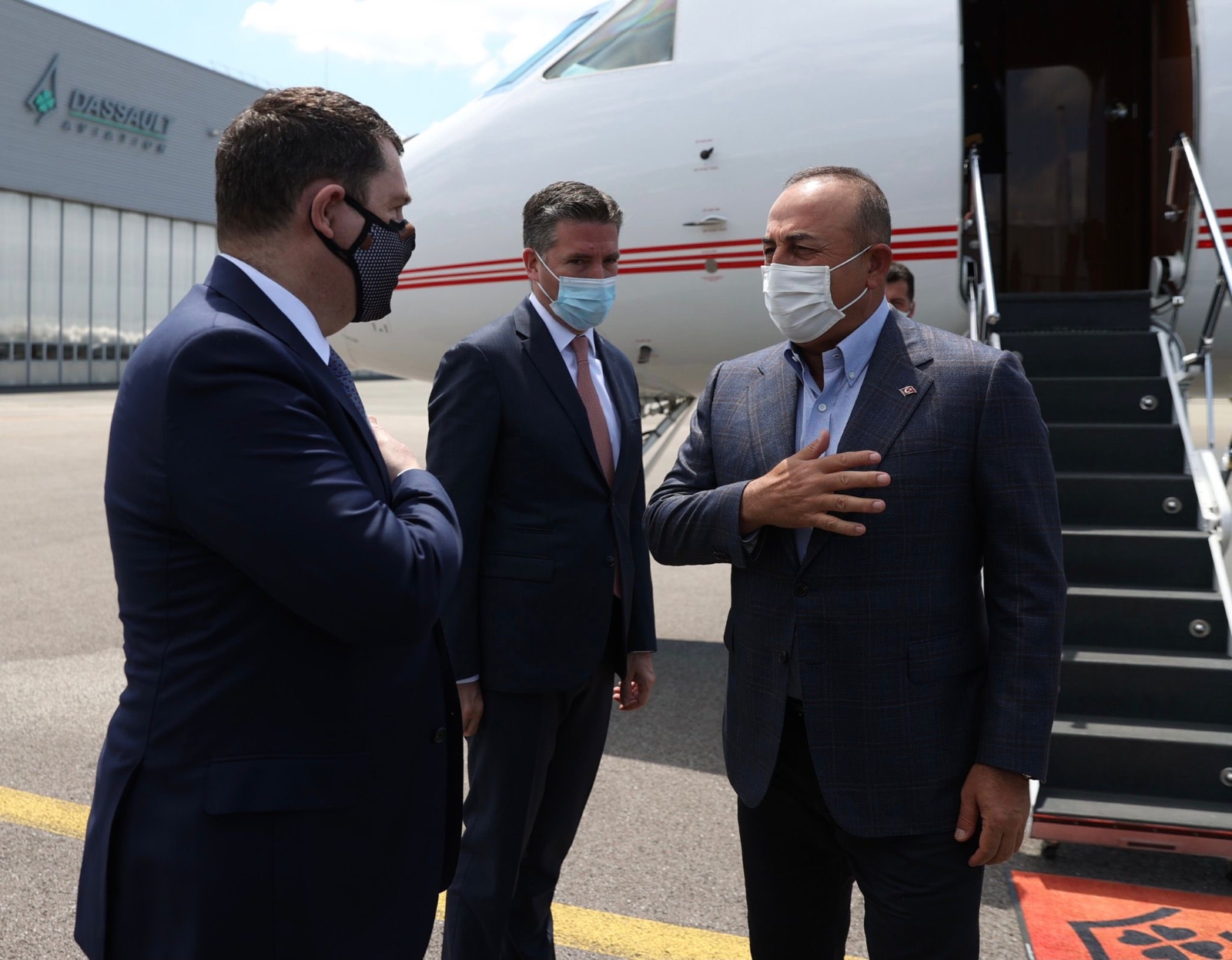 Bakan Çavuşoğlu, Paris’te