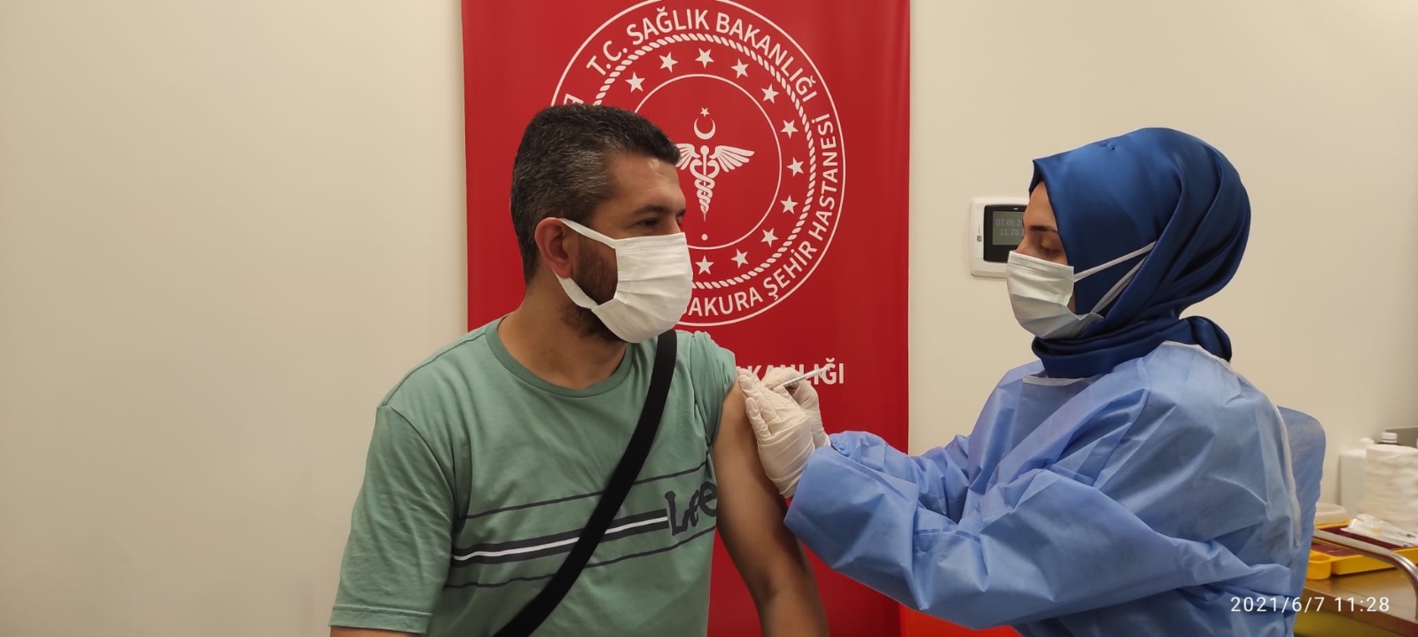 Öğretmenler yaş sınırı olmaksızın aşılanıyor