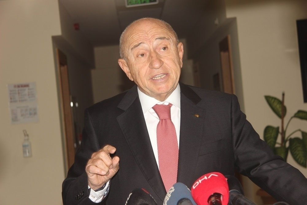 Nihat Özdemir: “Avrupa’daki takımlar 20’den 18’e düşmeye çalışıyor”