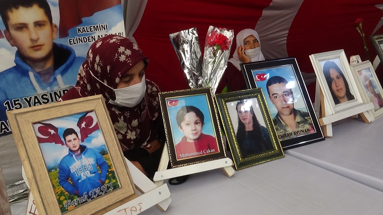 Evlat hasreti çeken anne: “Oğlumu kaçırıp sattılar”