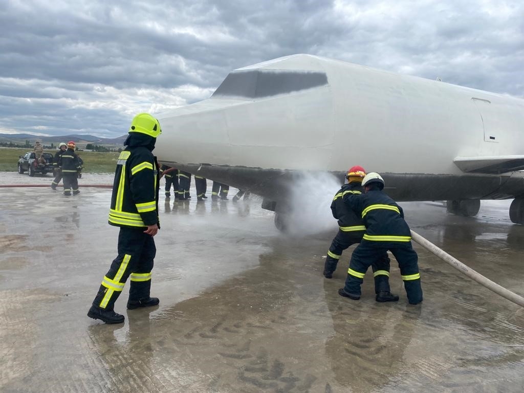 DHMİ’den Jandarma Havacılık personeline eğitim