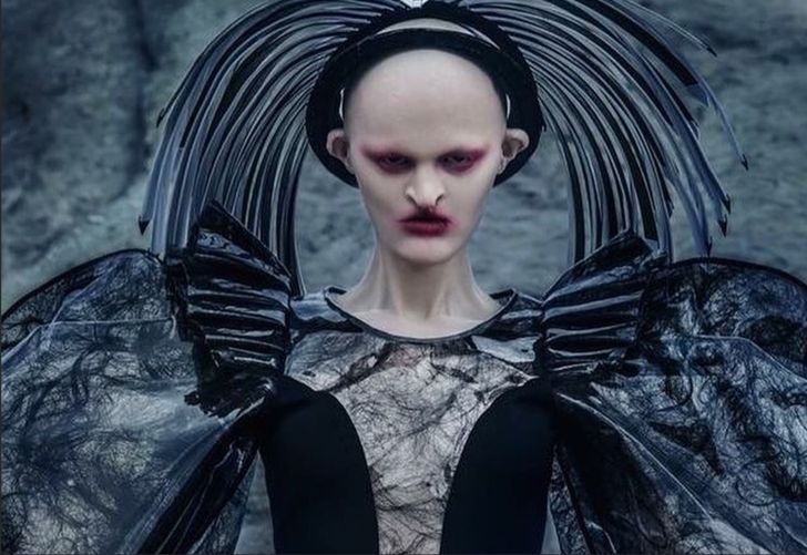 Vücut gelişimini engelleyen genetik bir hastalıkla mücadele eden Melanie Gaydos, sınırları aşmayı başardı