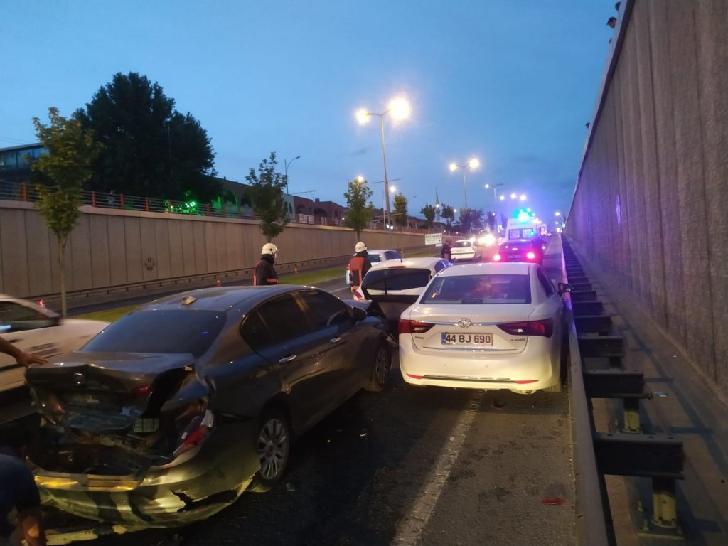 Malatya’da zincirleme kaza: 2 yaralı