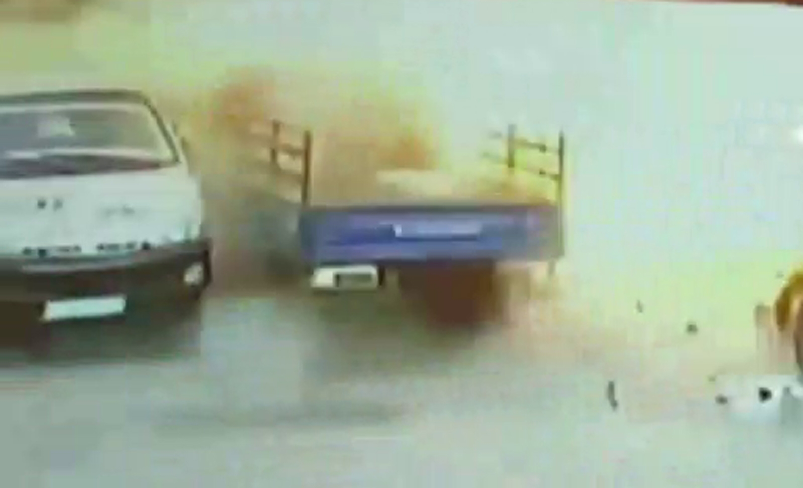 PKK/KCK terör örgütünün Suriye’deki bombalı saldırısı kamerada