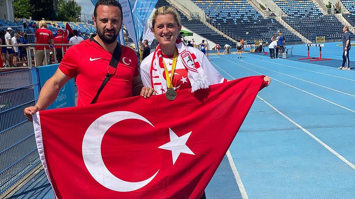 Dünya Para Atletizm Şampiyonası'nda Fatma Damla Altın'dan İkinci Dünya Şampiyonluğu
