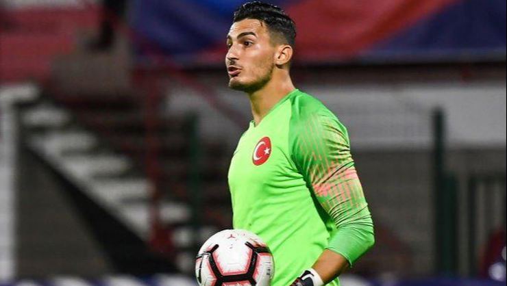 Giorgio Chiellini vurdu, Uğurcan Çakır çıkardı!