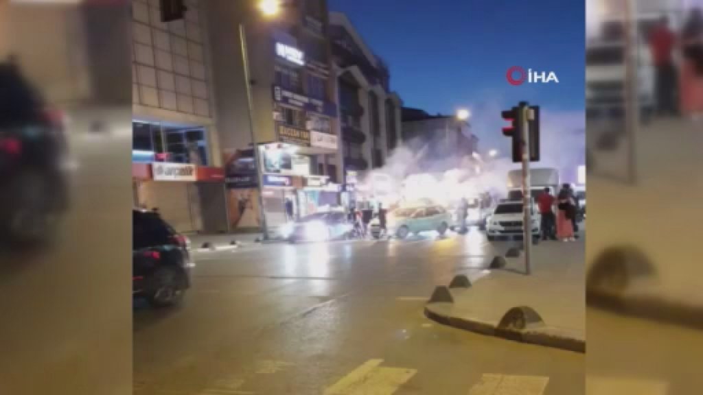Asker eğlencesinde polisi görünce kaçtılar