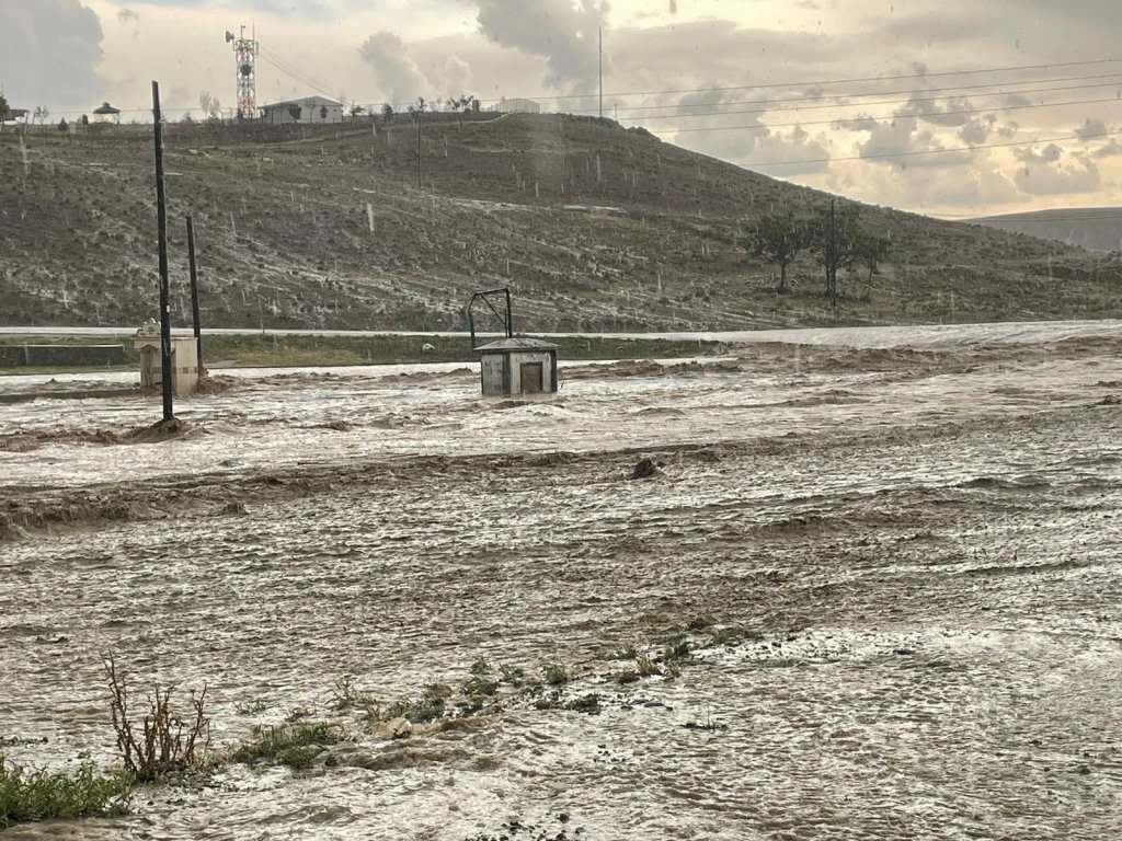 Başkent’te fırtına