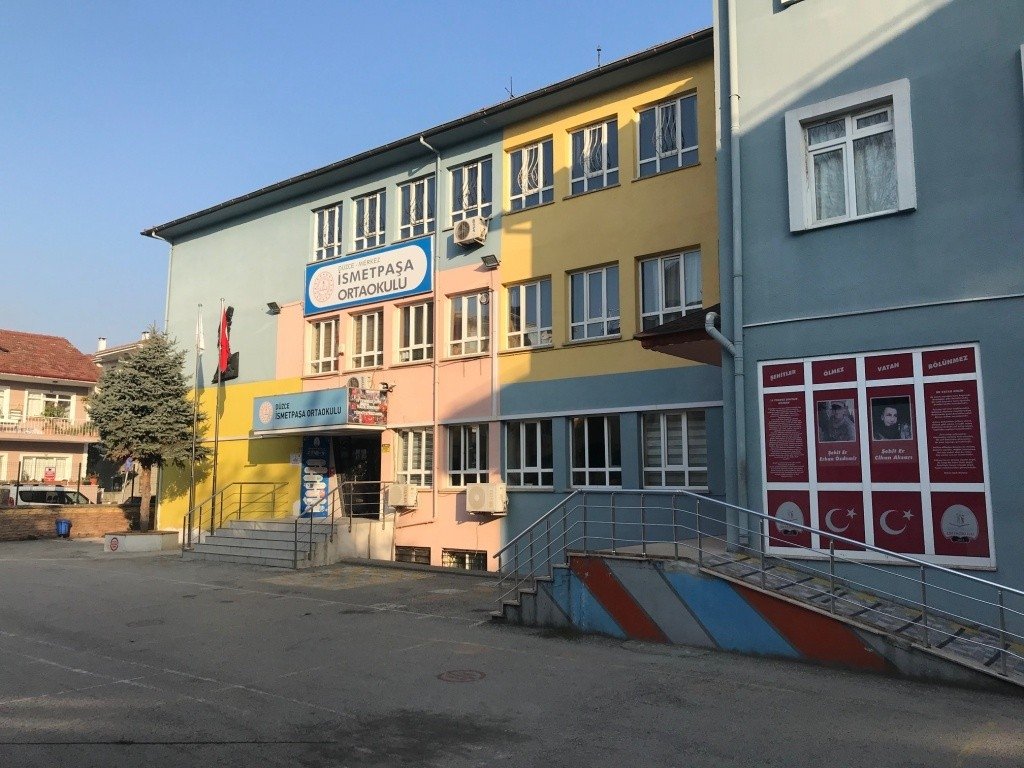 Düzce’de bir okul satışa çıkartıldı