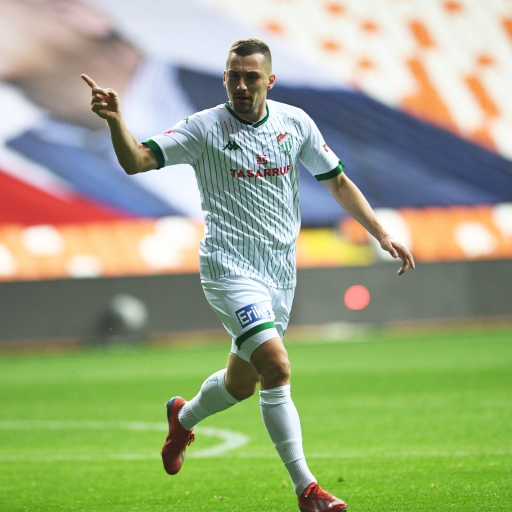 Bursaspor Kulübü, Burak Altıparmak’la yola devam kararı aldı