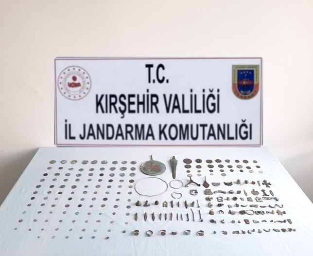 Kırşehir’de jandarmadan Roma ve Bizans dönemi eserleri operasyonu