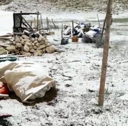 Turizm Merkezi Kaş’ta Yağan Kar Şaşkınlığı