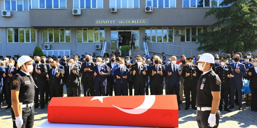 Şehit Polis Yangöz için siyasiler için taziye mesaji