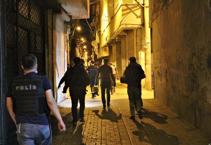 Balkonda uyuyan kadın vuruldu