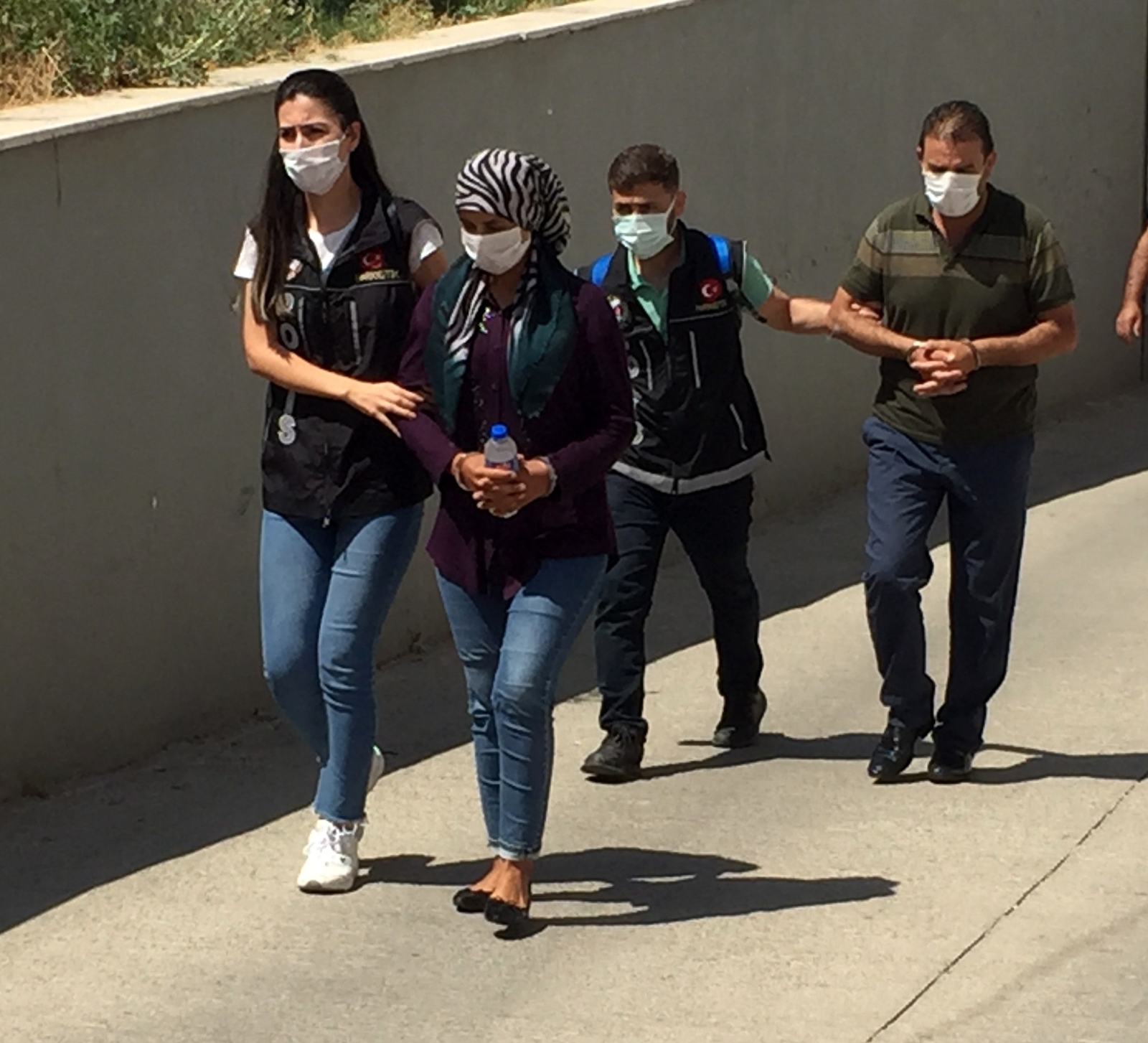 Karı-kocanın Da Aralarında Bulunduğu Uyuşturucu Tacirleri Adliyeye Sevk Edildi