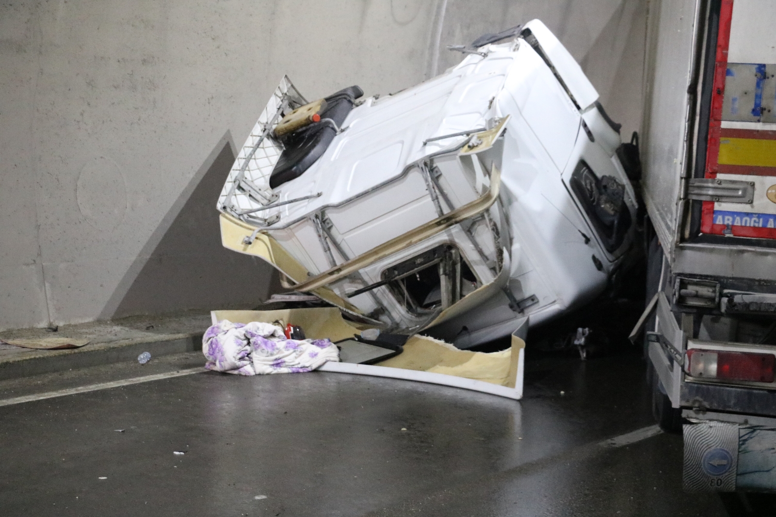 Afyonkarahisar-Antalya karayolu tek taraflı ulaşıma kapandı