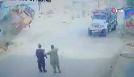 Otobüs devrildi yolcular metrelerce savruldu: 6 yaralı