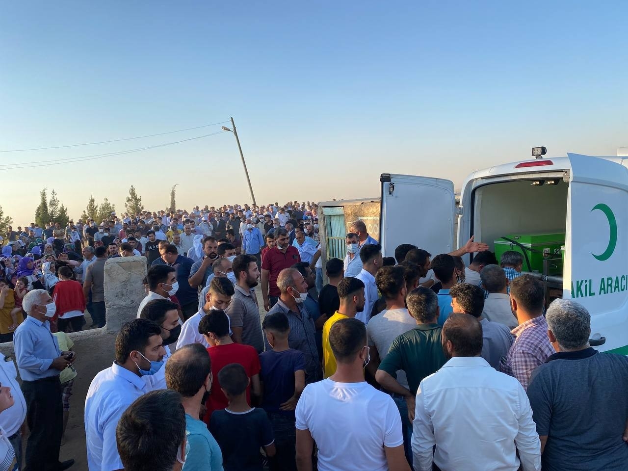 Sulama Kavgasında Ölen Baba Ve 2 Oğlu Yan Yana Defnedildi