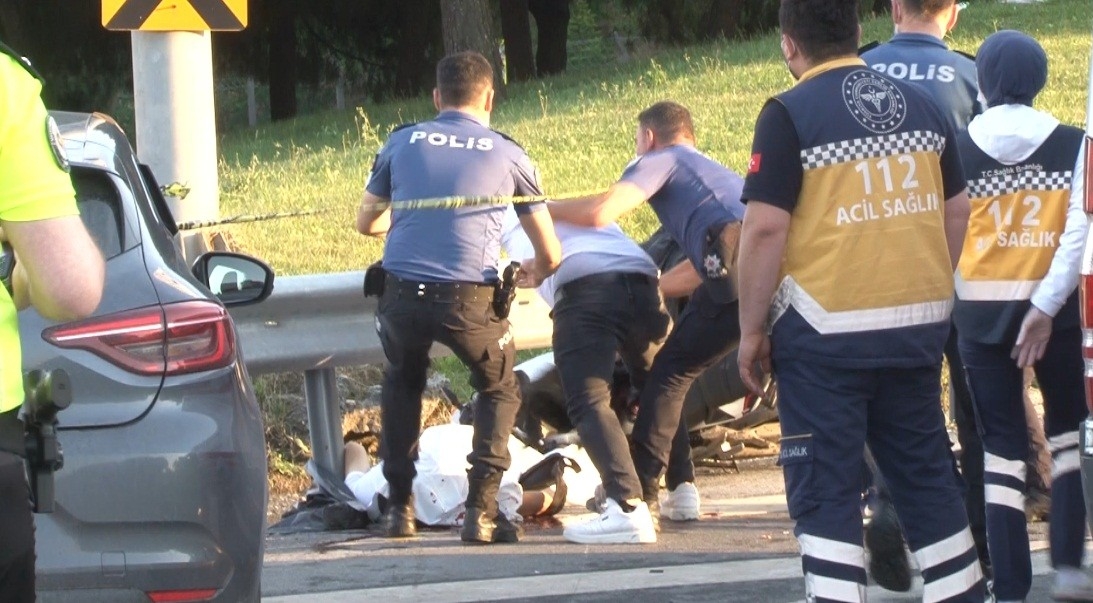 Otomobille Motosiklet Çarpıştı: 1 Ölü, 1 Yaralı