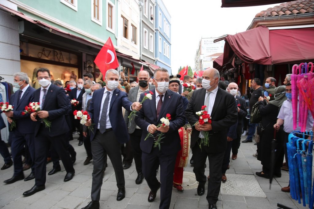 Adapazarı’nda kurtuluşun 100. yılında coşkulu kutlama