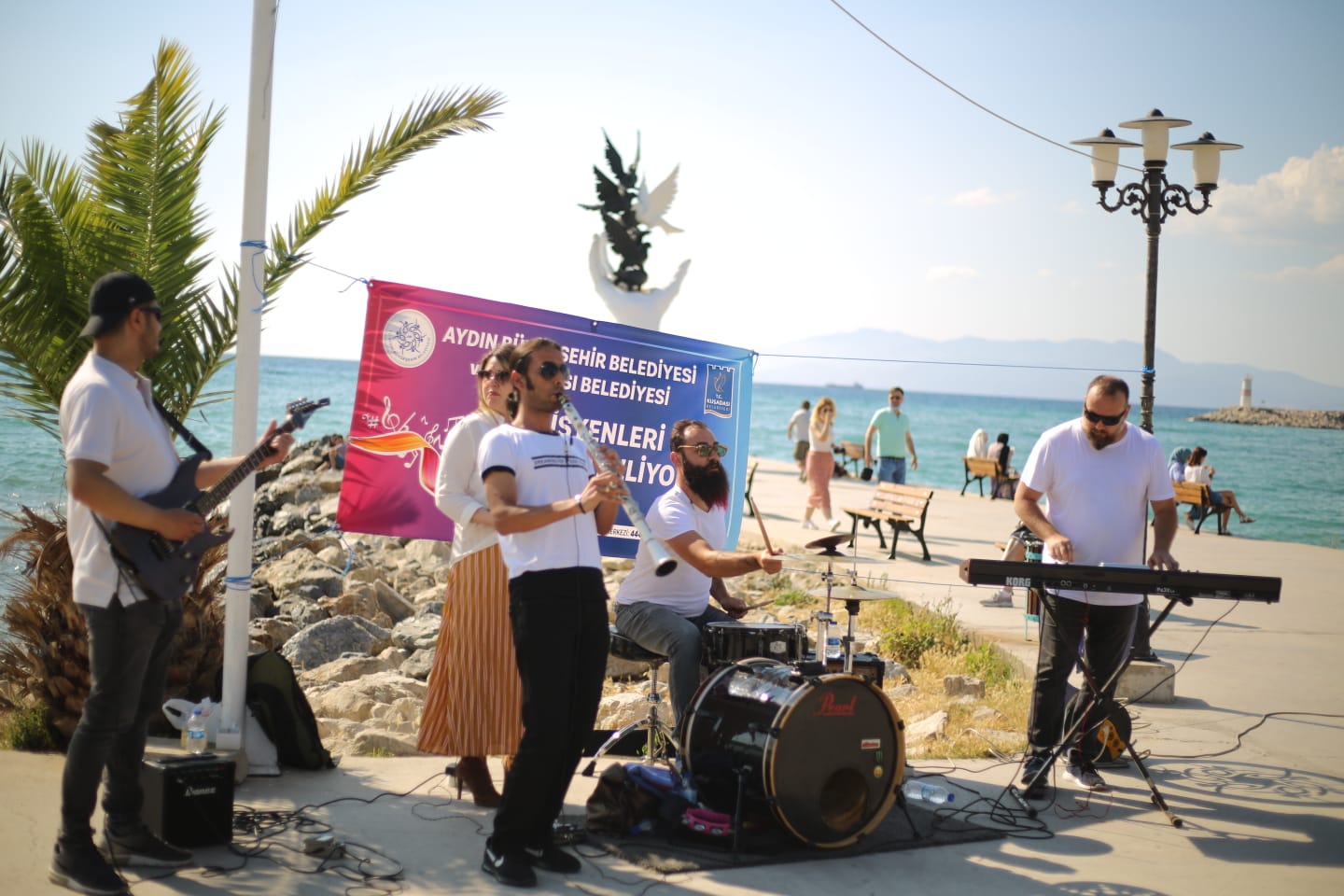 AYDIN BÜYÜKŞEHİR BELEDİYESİ "MÜZİK SUSMASIN" DEDİ