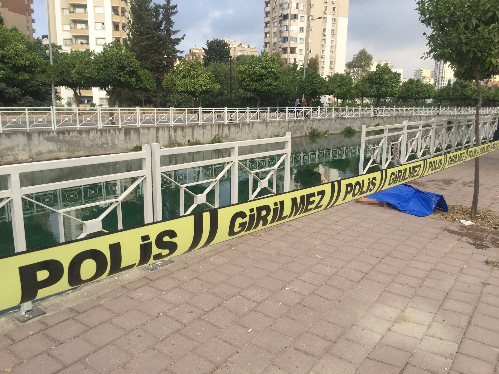 Ölmeden Önce "Eşyalarımı Almayın" Diye Not Bıraktı