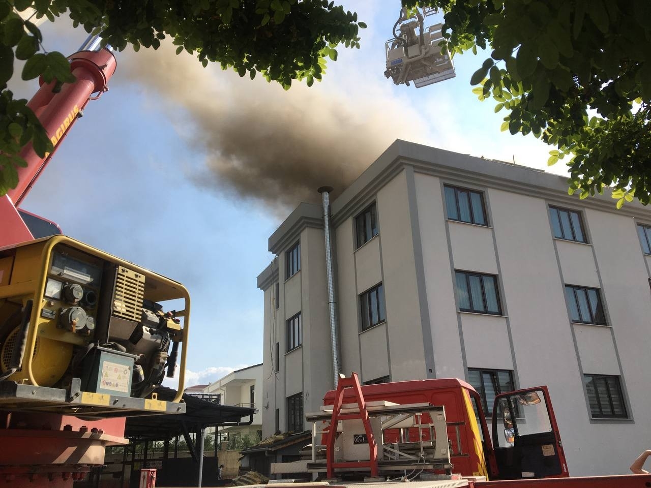 Bursa’da öğrenci yurdunda korkutan yangın