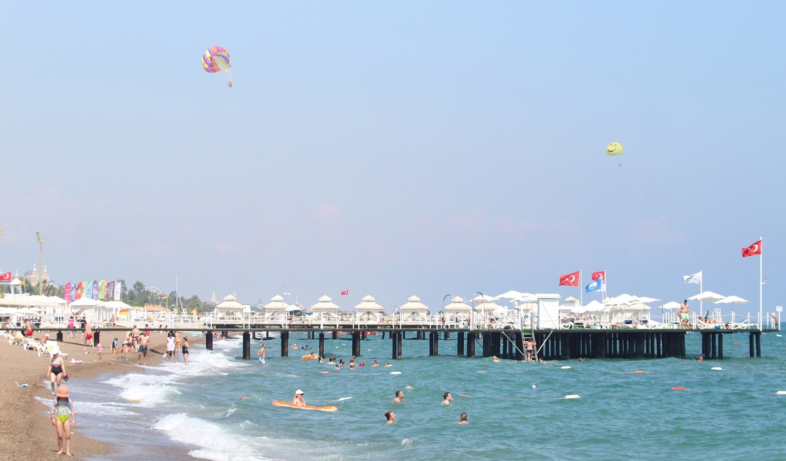 Antalya’ya akan Rus turistlerin ilk adresi deniz oldu