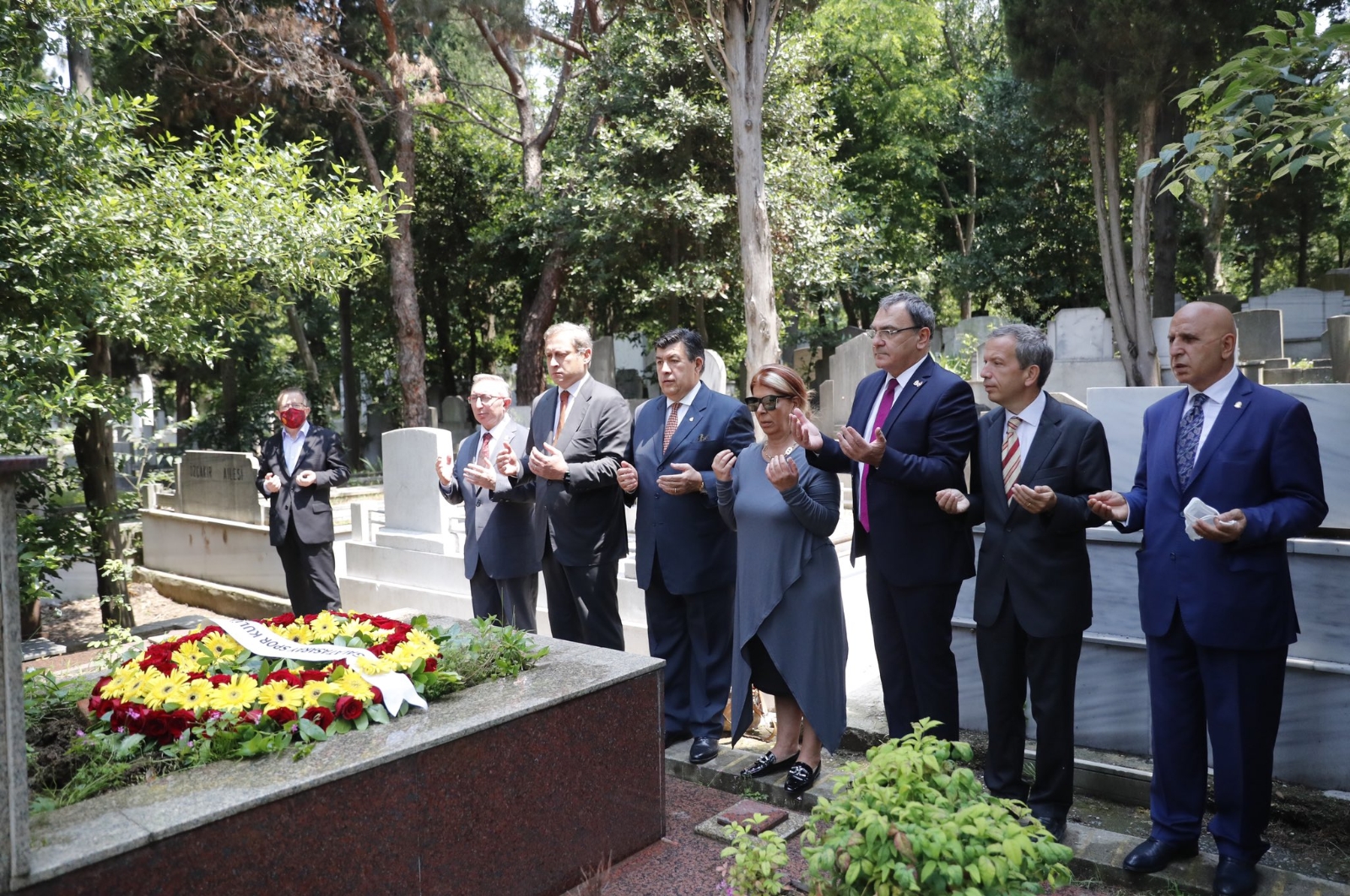 Ali Sami Yen ve Metin Oktay kabri başında anıldı