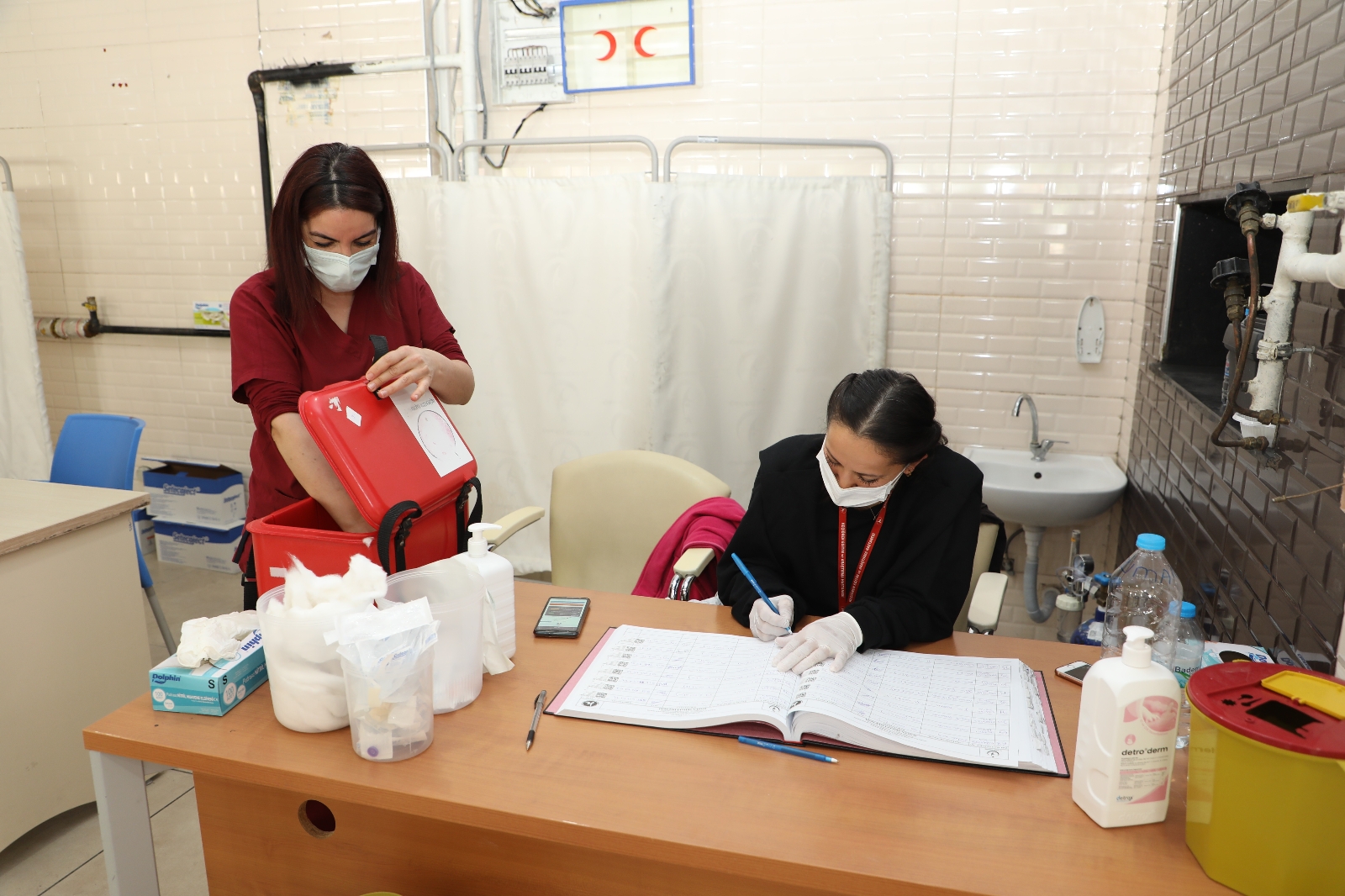 Aşı Uygulama Merkezlerinde Yoğunluk Devam Ediyor