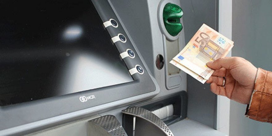 Para Çekerken En Zengin Kişi Olduğunu Öğrendi!