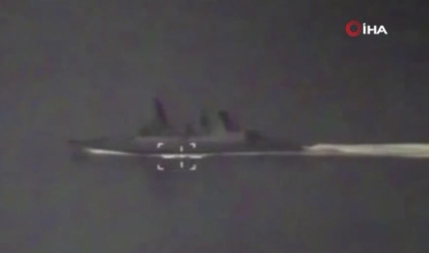 Rusya, İngiliz Savaş Gemisinin Görüntülerini Yayınlandı