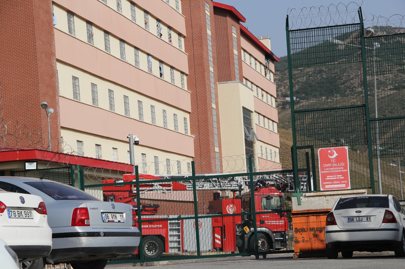 Geri Gönderme Merkezindeki yangında 1 sığınmacı hayatını kaybetti