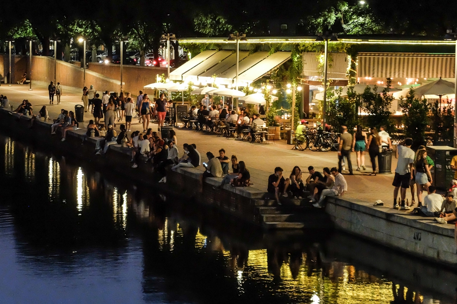 İtalya’da son 24 saatte 927 yeni vaka