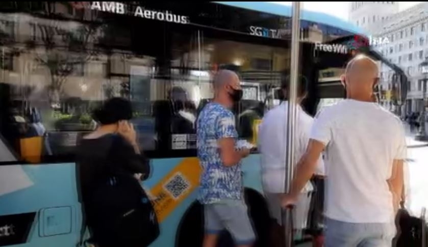 İspanya, Sinovac Aşısı Yaptıran Turistleri Ülkeye Kabul Ediyor