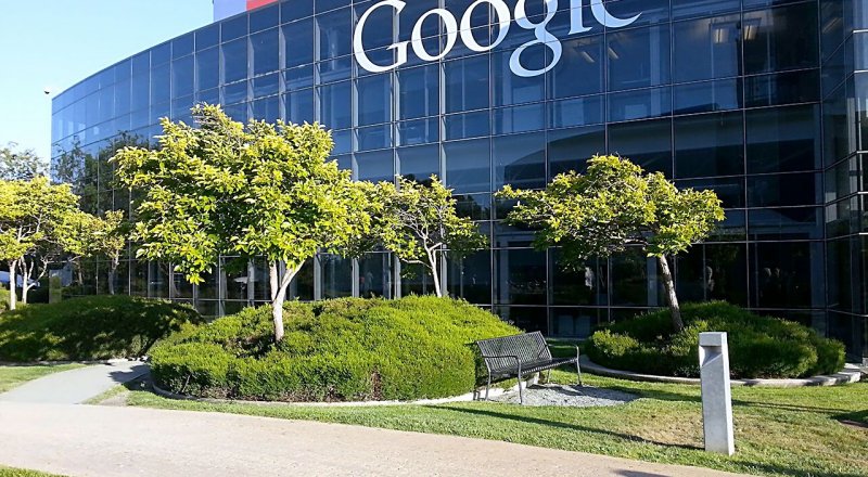 FRANSA REKABET KURULU, GOOGLE'A TAM 500 MİLYON EUROLUK PARA CEZASI KESTİ