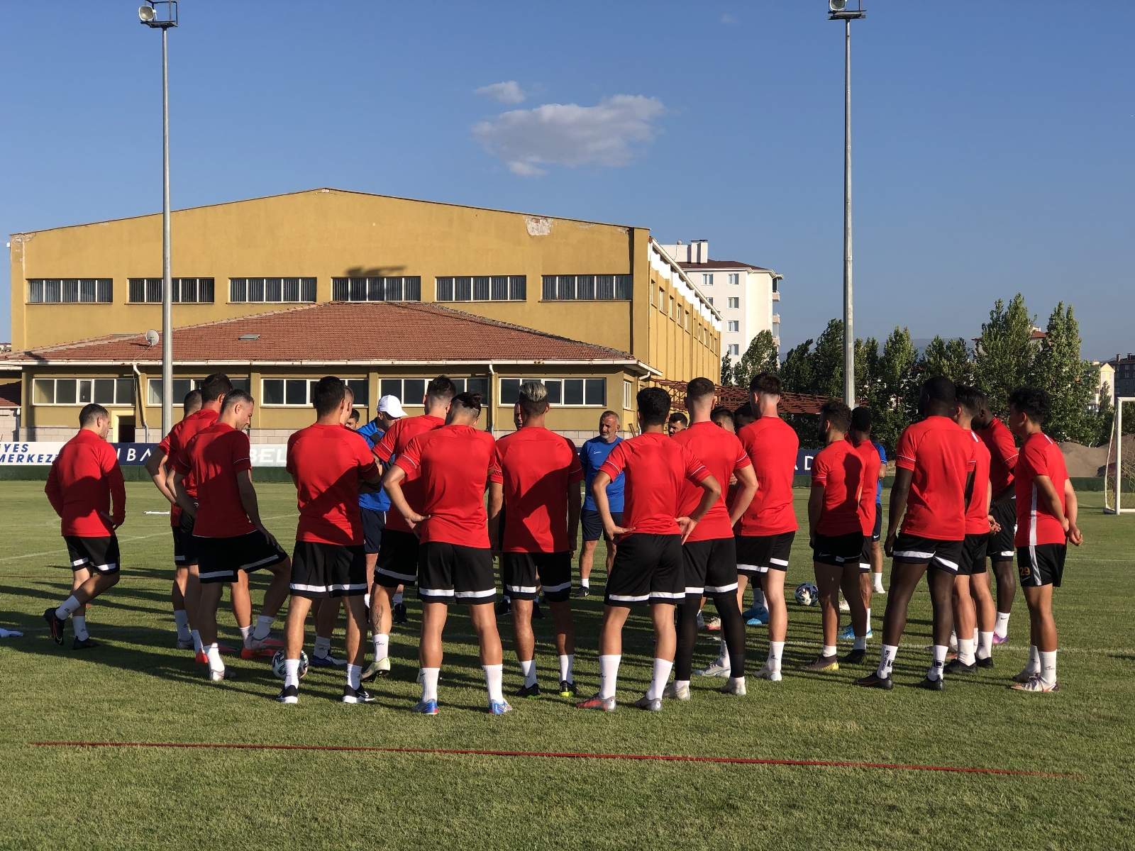 Kayserispor Deplasmanda Başlıyor