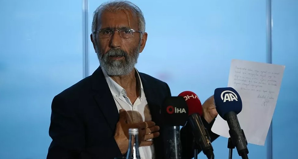 Ali Kemal Özcan: Demirtaş'ın 'Seni başkan yaptırmayacağız' çıkışı kesinlikle Öcalan'dan habersiz yapıldı