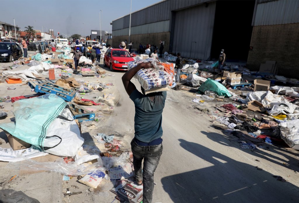 Güney Afrika’daki Protestolarda Can Kaybı 117’ye Yükseldi