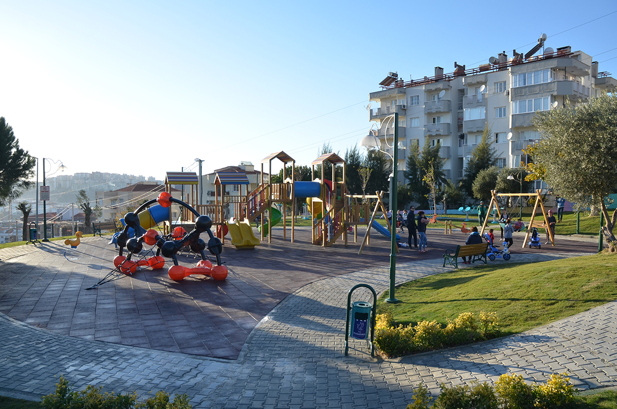 KUŞADASI BELEDİYESİ'NDEN ŞAMPİYON TAKIMA ANLAMLI JEST